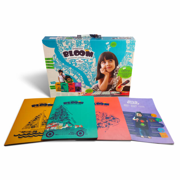 Bloom packaging with books_1000X1000px