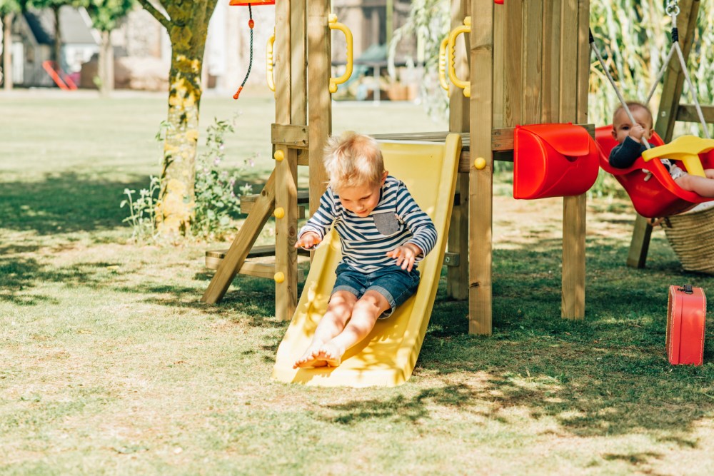 27552AB69_Plum_Toddlers-Tower-Wooden-Climbing-Frame_Slide_3
