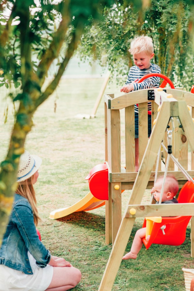 27552AB69_Plum_Toddlers-Tower-Wooden-Climbing-Frame_Wheel_2